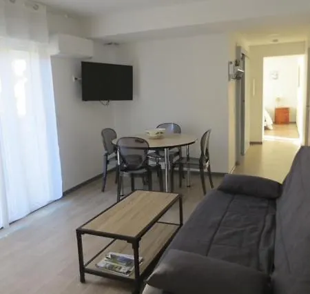F3 Proche Cure Thermale Apartament